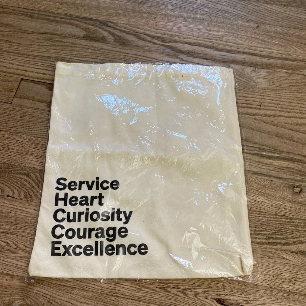 NEW JP Morgan Chase Tote Bag - Service/Heart/Curiosity/Courage/Excellence